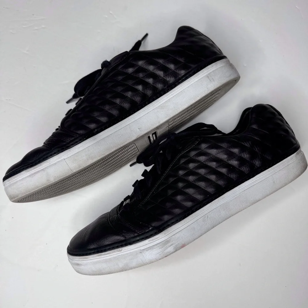 Mark Nason Fashion Sneakers Black Quilted Diamond Textured Leather Men’s US 11.5